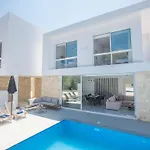 4-schlafzimmer-villa Mit Pool Im Zentrum Von By Interhome Casa vacanze Protaras