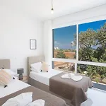 4-schlafzimmer-villa Mit Pool Im Zentrum Von By Interhome Feriehus Protaras