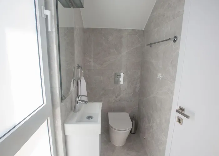 4-schlafzimmer-villa Mit Pool Im Zentrum Von By Interhome Ferienhaus Protaras